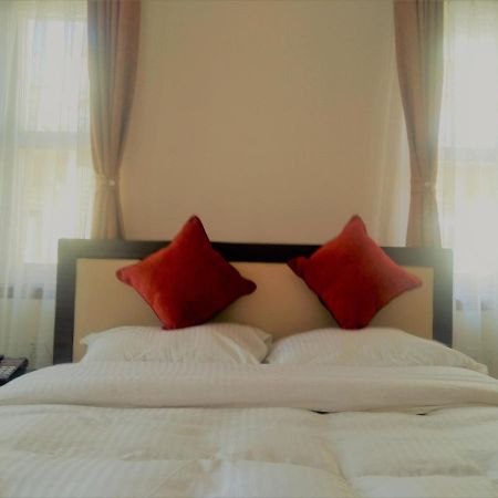 Hidden Leaf Bed & Breakfast Lalitpur Exterior photo