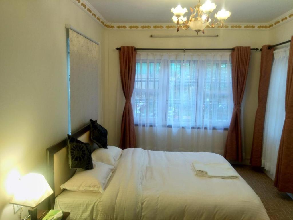 Hidden Leaf Bed & Breakfast Lalitpur Exterior photo